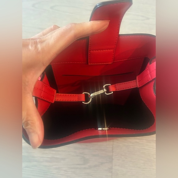 French Connection Bucket Bag Red Small - Picture 7 of 7